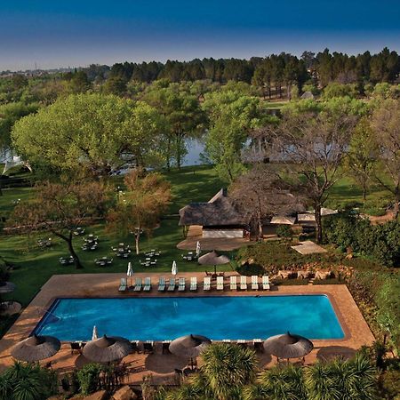 Riverside Sun Vanderbijlpark Buitenkant foto